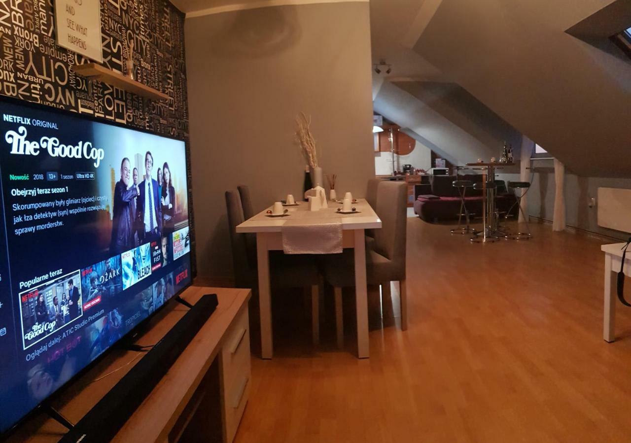 Apartament Attic Studio 타르노프스키 고리 외부 사진